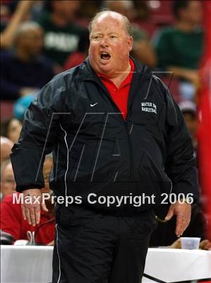 Thumbnail 2 in Mater Dei vs. Palo Alto (CIF State D2 Final) photogallery.