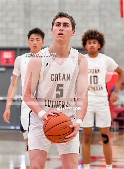 Thumbnail 3 in Harvard-Westlake vs. Crean Lutheran (Nike Extravaganza) photogallery.