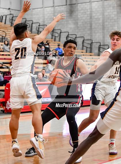 Thumbnail 3 in Harvard-Westlake vs. Crean Lutheran (Nike Extravaganza) photogallery.