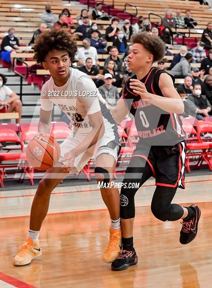 Thumbnail 2 in Harvard-Westlake vs. Crean Lutheran (Nike Extravaganza) photogallery.