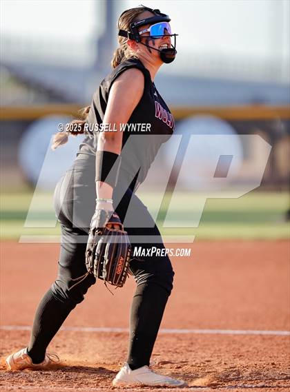 Thumbnail 3 in Desert Mountain vs Canyon View (AIA 5A Semifinal) photogallery.