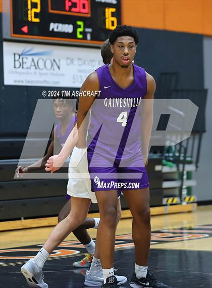 Thumbnail 1 in Gainesville vs. Guerin Catholic photogallery.