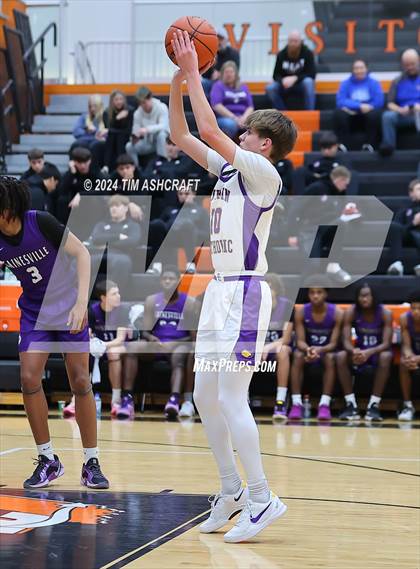 Thumbnail 3 in Gainesville vs. Guerin Catholic photogallery.