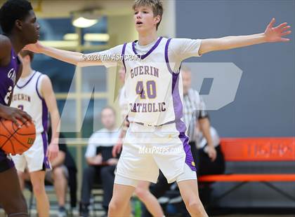 Thumbnail 2 in Gainesville vs. Guerin Catholic photogallery.