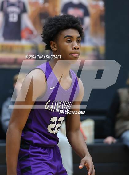 Thumbnail 2 in Gainesville vs. Guerin Catholic photogallery.