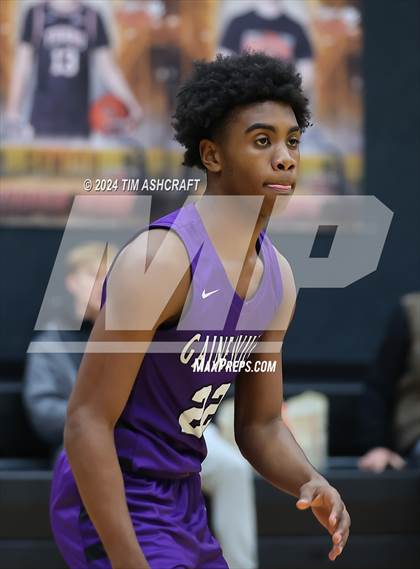 Thumbnail 3 in Gainesville vs. Guerin Catholic photogallery.