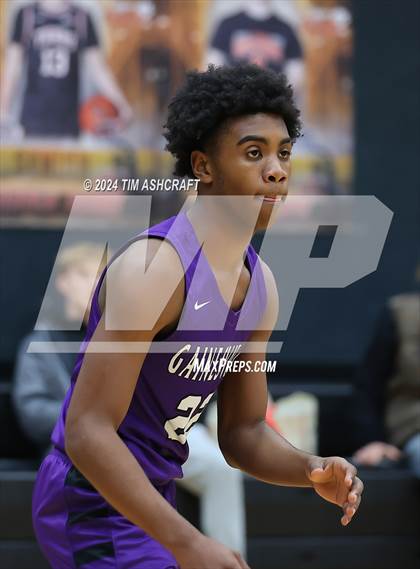 Thumbnail 1 in Gainesville vs. Guerin Catholic photogallery.
