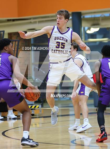 Thumbnail 2 in Gainesville vs. Guerin Catholic photogallery.