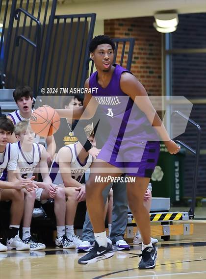 Thumbnail 3 in Gainesville vs. Guerin Catholic photogallery.