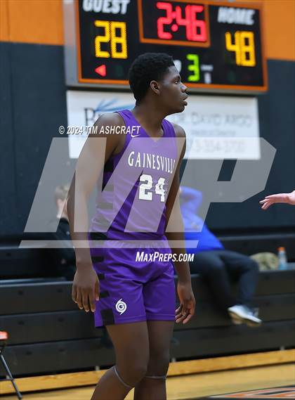 Thumbnail 1 in Gainesville vs. Guerin Catholic photogallery.