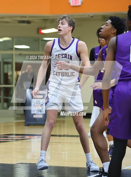 Thumbnail 3 in Gainesville vs. Guerin Catholic photogallery.