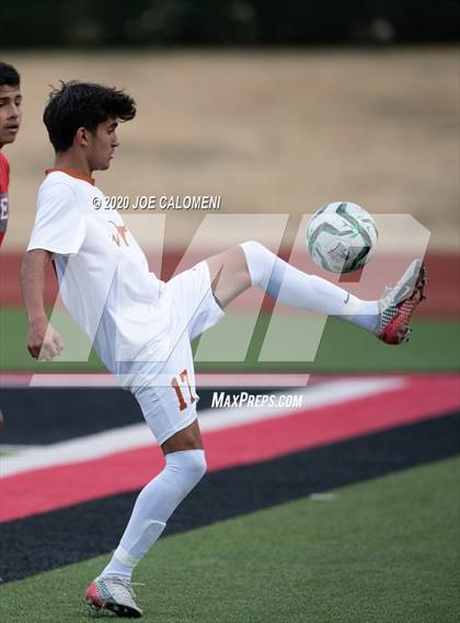 Thumbnail 2 in Lee [Robert E.] vs White (North Texas Elite Showcase) photogallery.