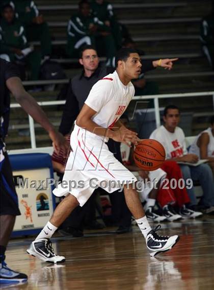 Thumbnail 1 in Dekaney vs. Taft (McDonalds Texas Invitational) photogallery.