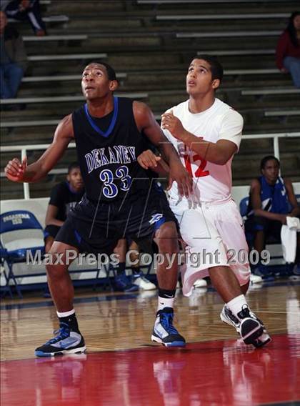 Thumbnail 1 in Dekaney vs. Taft (McDonalds Texas Invitational) photogallery.