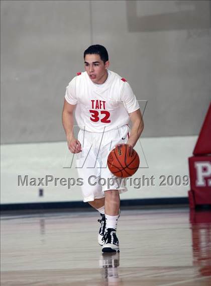 Thumbnail 1 in Dekaney vs. Taft (McDonalds Texas Invitational) photogallery.