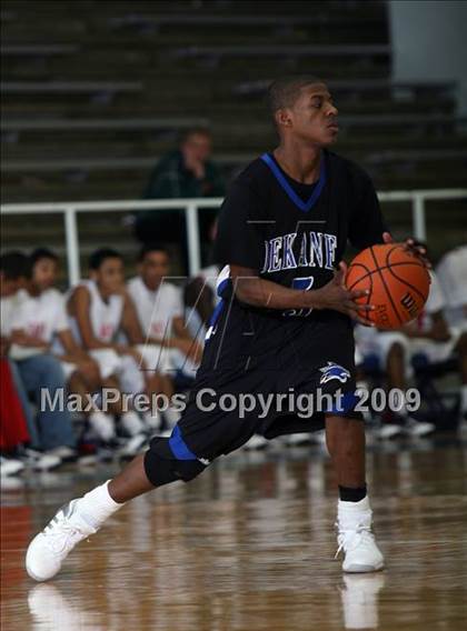 Thumbnail 3 in Dekaney vs. Taft (McDonalds Texas Invitational) photogallery.