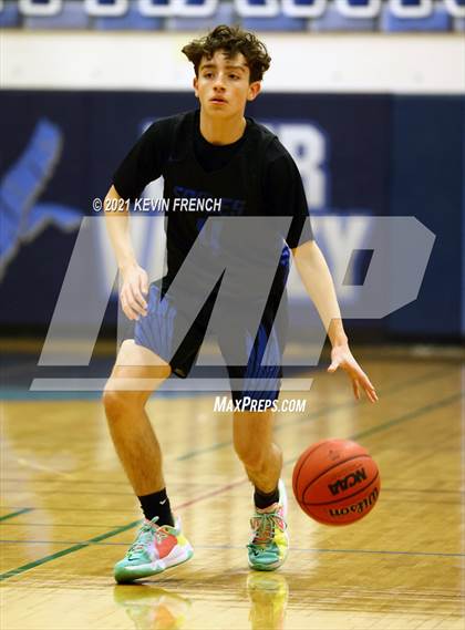 Thumbnail 2 in Greenway vs O'Conner (Sunnyslope Hoopsgiving Tournament) photogallery.
