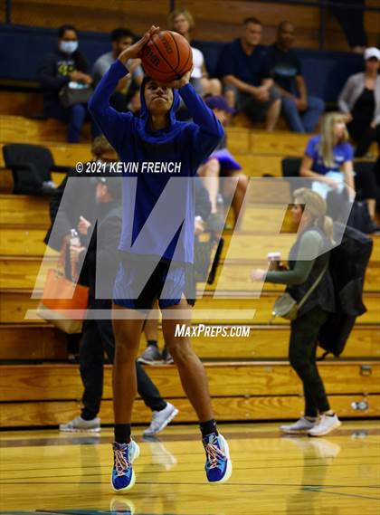Thumbnail 3 in Greenway vs O'Conner (Sunnyslope Hoopsgiving Tournament) photogallery.
