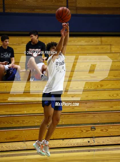 Thumbnail 2 in Greenway vs O'Conner (Sunnyslope Hoopsgiving Tournament) photogallery.