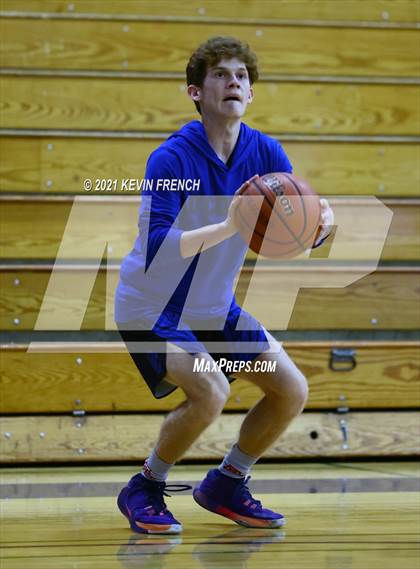 Thumbnail 2 in Greenway vs O'Conner (Sunnyslope Hoopsgiving Tournament) photogallery.