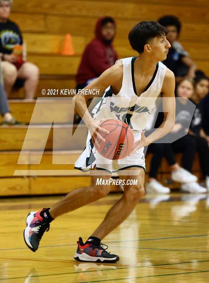 Thumbnail 2 in Greenway vs O'Conner (Sunnyslope Hoopsgiving Tournament) photogallery.
