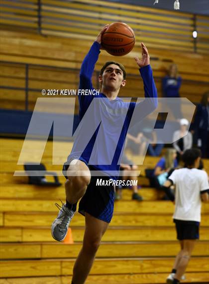 Thumbnail 1 in Greenway vs O'Conner (Sunnyslope Hoopsgiving Tournament) photogallery.
