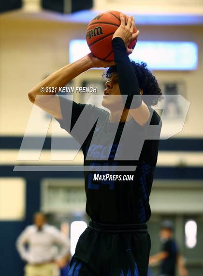 Thumbnail 3 in Greenway vs O'Conner (Sunnyslope Hoopsgiving Tournament) photogallery.