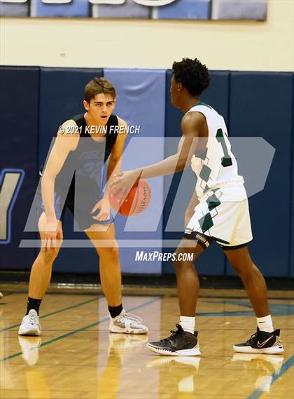 Thumbnail 3 in Greenway vs O'Conner (Sunnyslope Hoopsgiving Tournament) photogallery.