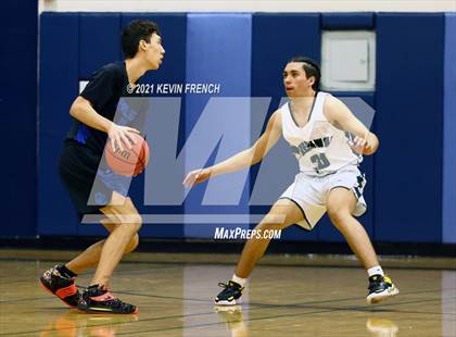 Thumbnail 1 in Greenway vs O'Conner (Sunnyslope Hoopsgiving Tournament) photogallery.