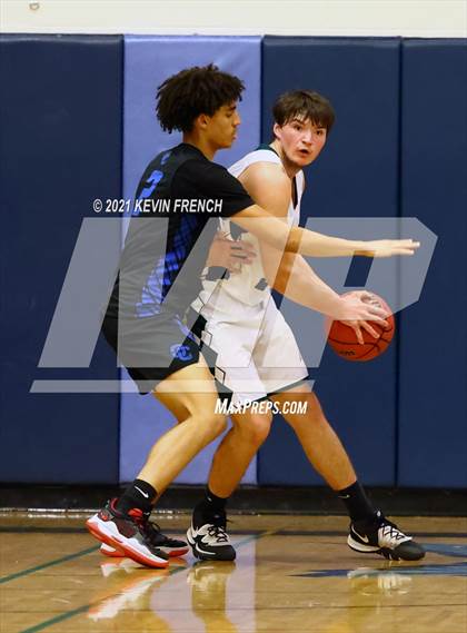 Thumbnail 1 in Greenway vs O'Conner (Sunnyslope Hoopsgiving Tournament) photogallery.