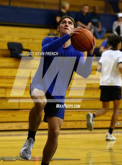 Thumbnail 3 in Greenway vs O'Conner (Sunnyslope Hoopsgiving Tournament) photogallery.
