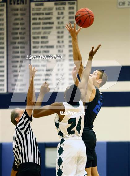 Thumbnail 2 in Greenway vs O'Conner (Sunnyslope Hoopsgiving Tournament) photogallery.