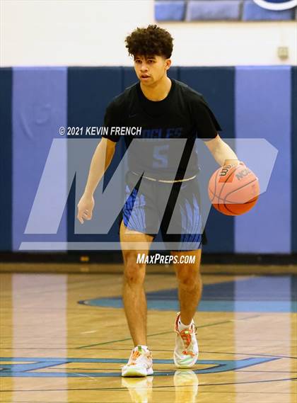 Thumbnail 3 in Greenway vs O'Conner (Sunnyslope Hoopsgiving Tournament) photogallery.