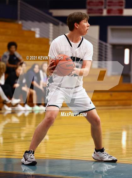 Thumbnail 2 in Greenway vs O'Conner (Sunnyslope Hoopsgiving Tournament) photogallery.