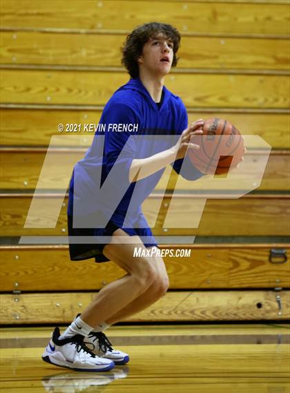 Thumbnail 1 in Greenway vs O'Conner (Sunnyslope Hoopsgiving Tournament) photogallery.