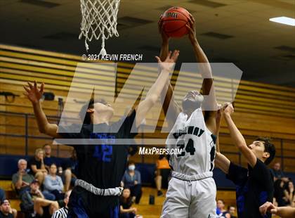 Thumbnail 3 in Greenway vs O'Conner (Sunnyslope Hoopsgiving Tournament) photogallery.