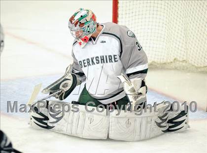 Thumbnail 1 in Berkshire @ Avon Old Farms (Avon Christmas Classic) photogallery.