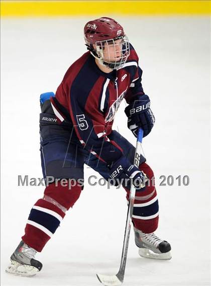 Thumbnail 3 in Berkshire @ Avon Old Farms (Avon Christmas Classic) photogallery.