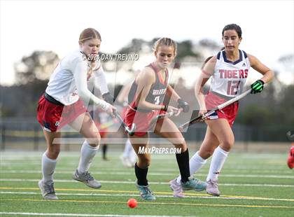 Thumbnail 2 in Nansemond River vs Independence (VHSL Class 5 Semifinal) photogallery.