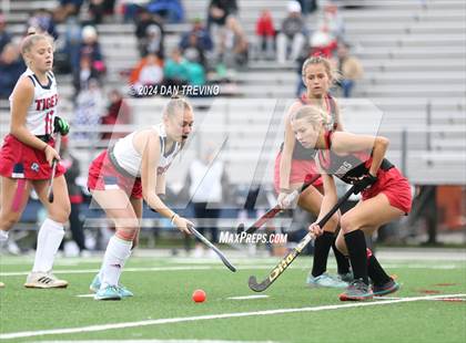 Thumbnail 2 in Nansemond River vs Independence (VHSL Class 5 Semifinal) photogallery.