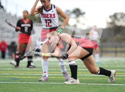 Thumbnail 1 in Nansemond River vs Independence (VHSL Class 5 Semifinal) photogallery.