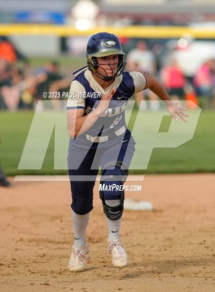 Thumbnail 2 in Bald Eagle Area vs. Susquenita (PIAA Class 3A Semifinal) photogallery.