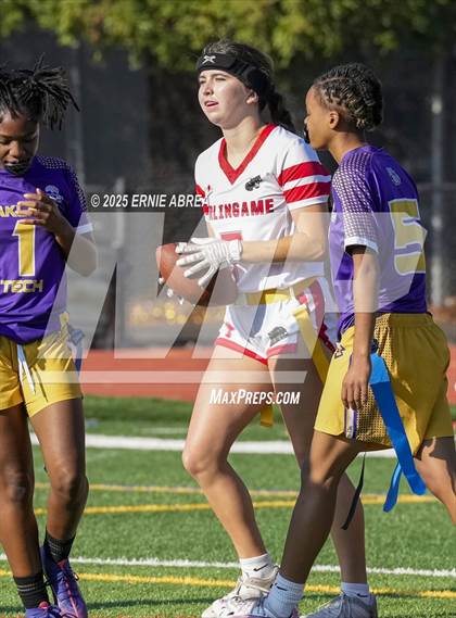 Thumbnail 2 in Oakland Tech vs. Burlingame (Green and Gold Invitational-SRVHS) photogallery.