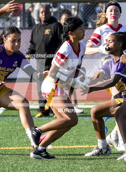 Thumbnail 1 in Oakland Tech vs. Burlingame (Green and Gold Invitational-SRVHS) photogallery.