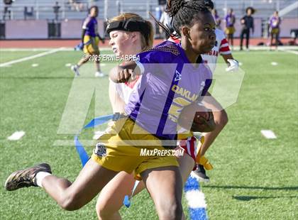 Thumbnail 1 in Oakland Tech vs. Burlingame (Green and Gold Invitational-SRVHS) photogallery.