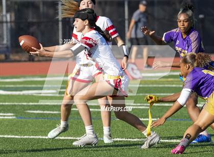 Thumbnail 2 in Oakland Tech vs. Burlingame (Green and Gold Invitational-SRVHS) photogallery.