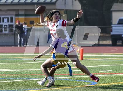 Thumbnail 3 in Oakland Tech vs. Burlingame (Green and Gold Invitational-SRVHS) photogallery.