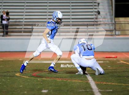 Thumbnail 1 in Muir @ Crescenta Valley photogallery.