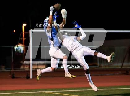 Thumbnail 1 in Muir @ Crescenta Valley photogallery.