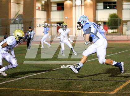Thumbnail 1 in Muir @ Crescenta Valley photogallery.